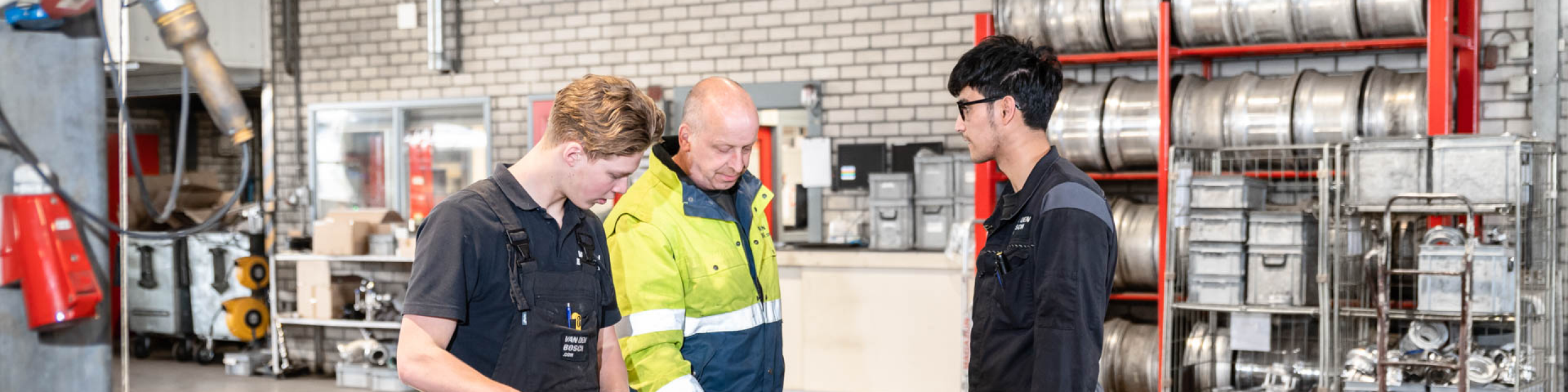 Trainee commercial vehicle mechanic